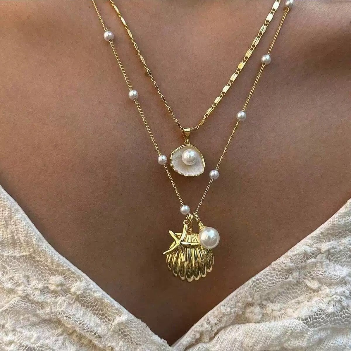 Pearl Pendant Layered Necklace